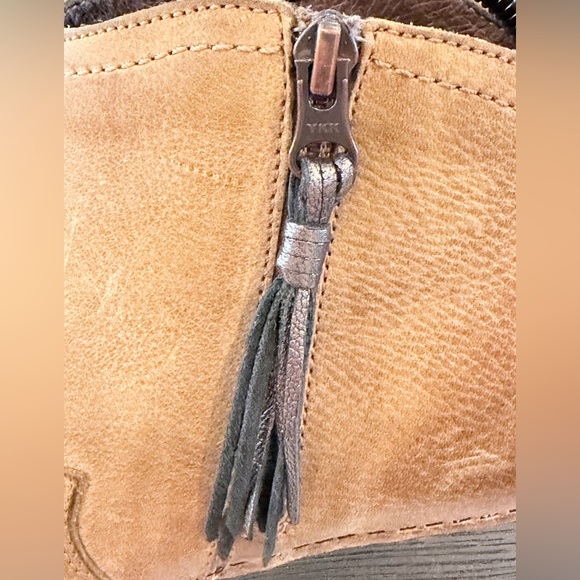 Dansko Tan Leather Ankle Boots – Size 39 (US 8.5–9) Comfort Wedge Booties - Picture 12 of 14